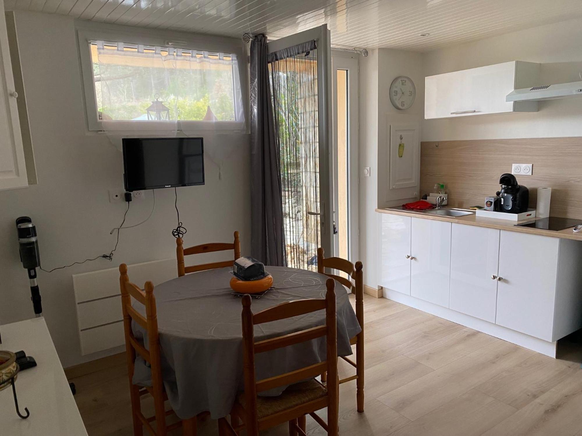 Appartement Studio Neuf Bas De Villa Gorges Du Verdon A Riez Extérieur photo